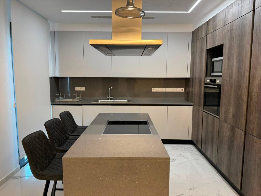 3 Bedroom Apartment for Rent in Germasogeia, Limassol District