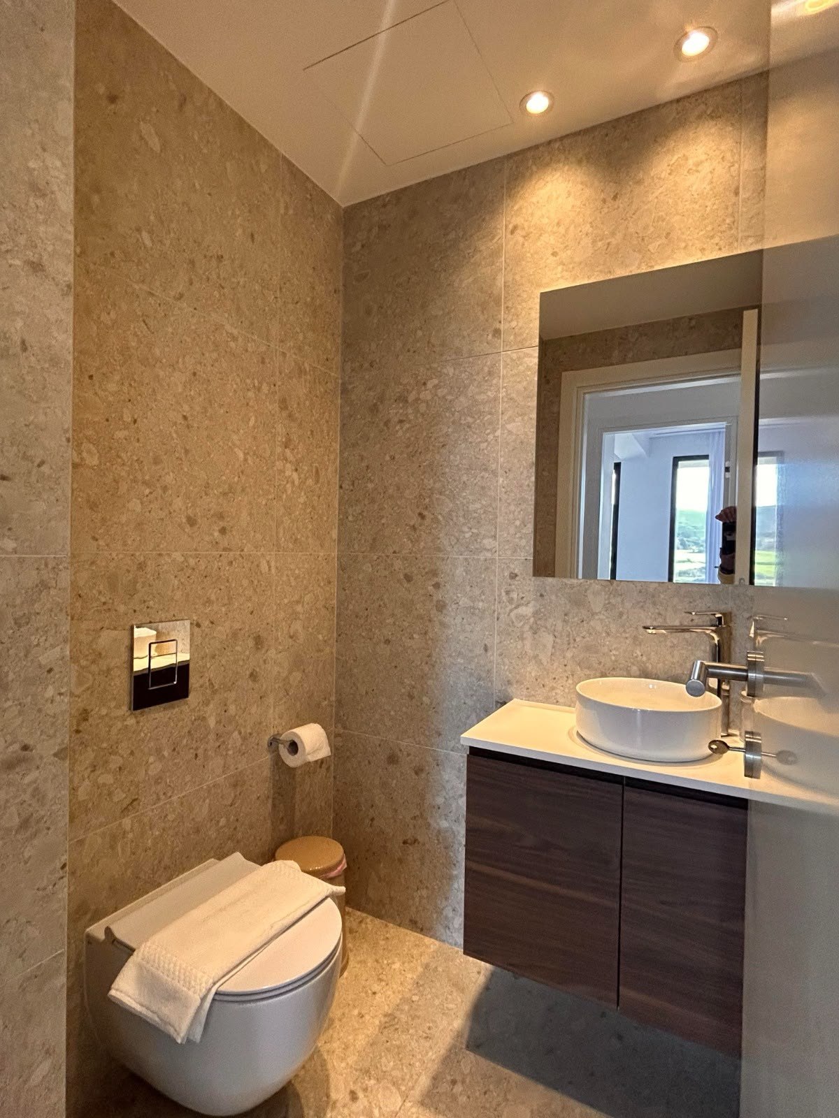 2 Bedroom Apartment for Rent in Agios Tychonas, Limassol District