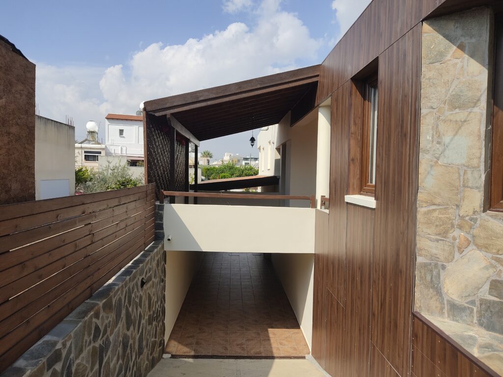 3-bed furnished house for sale in Livadia Larnakas photo 3