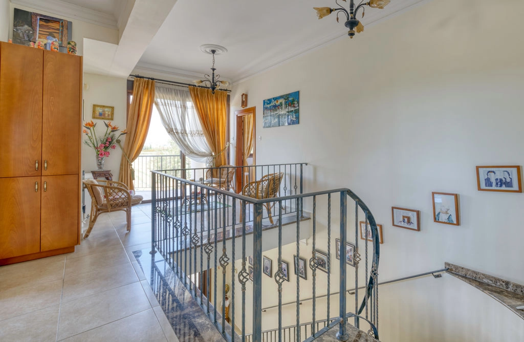 5 Bedroom House for Sale in Kiti, Larnaca District
