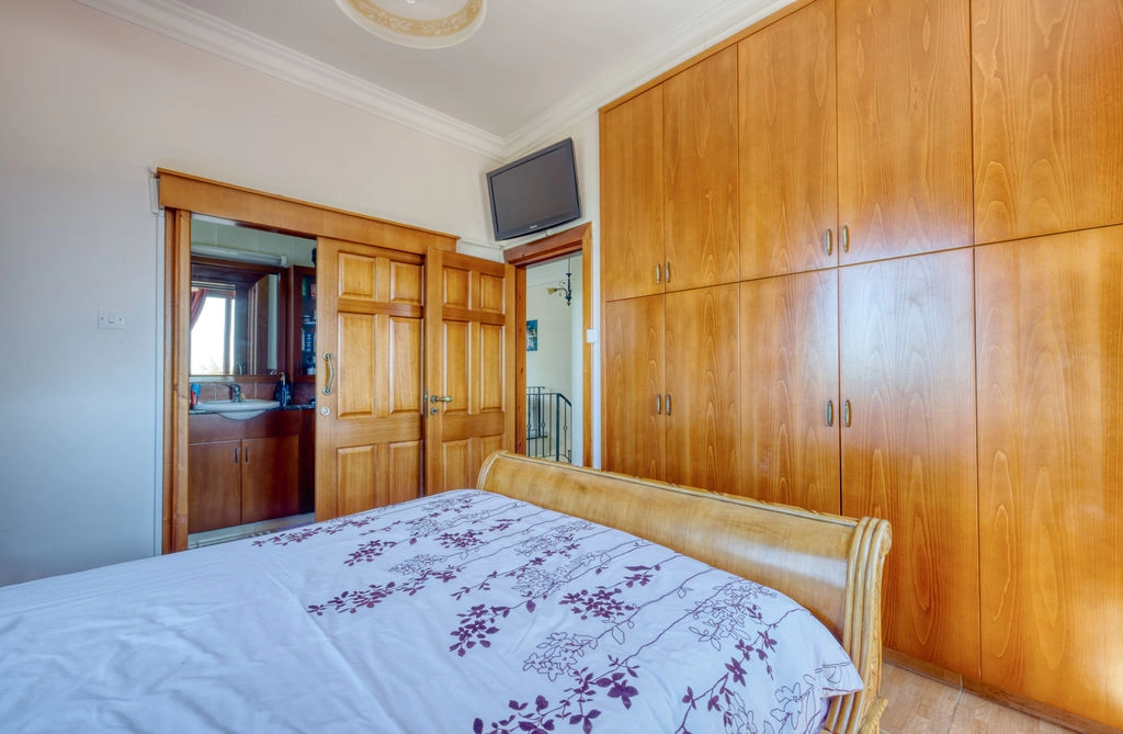 5 Bedroom House for Sale in Kiti, Larnaca District