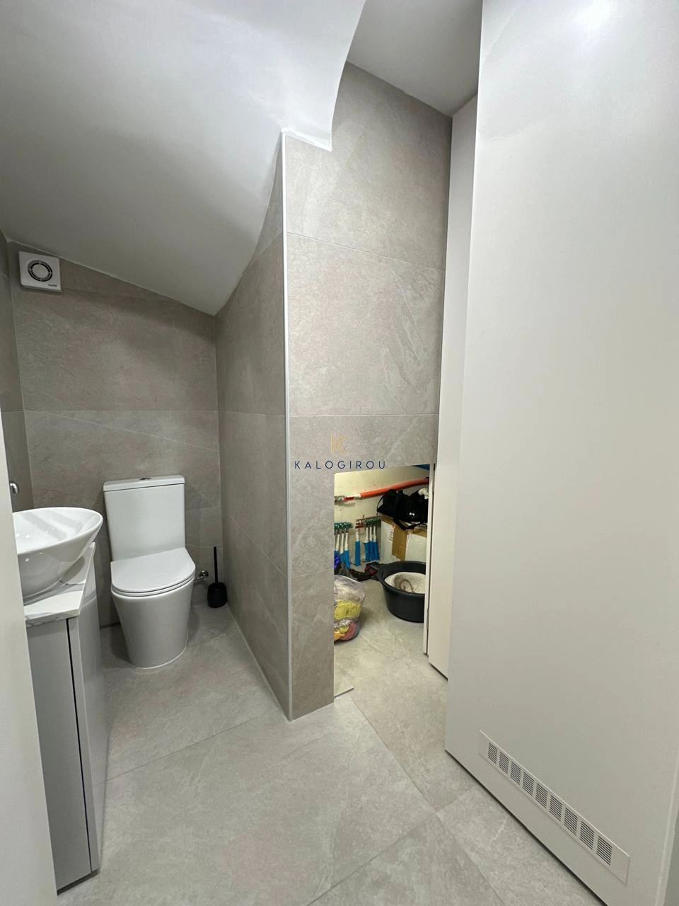 4 Bedroom House for Sale in Aradippou, Larnaca District
