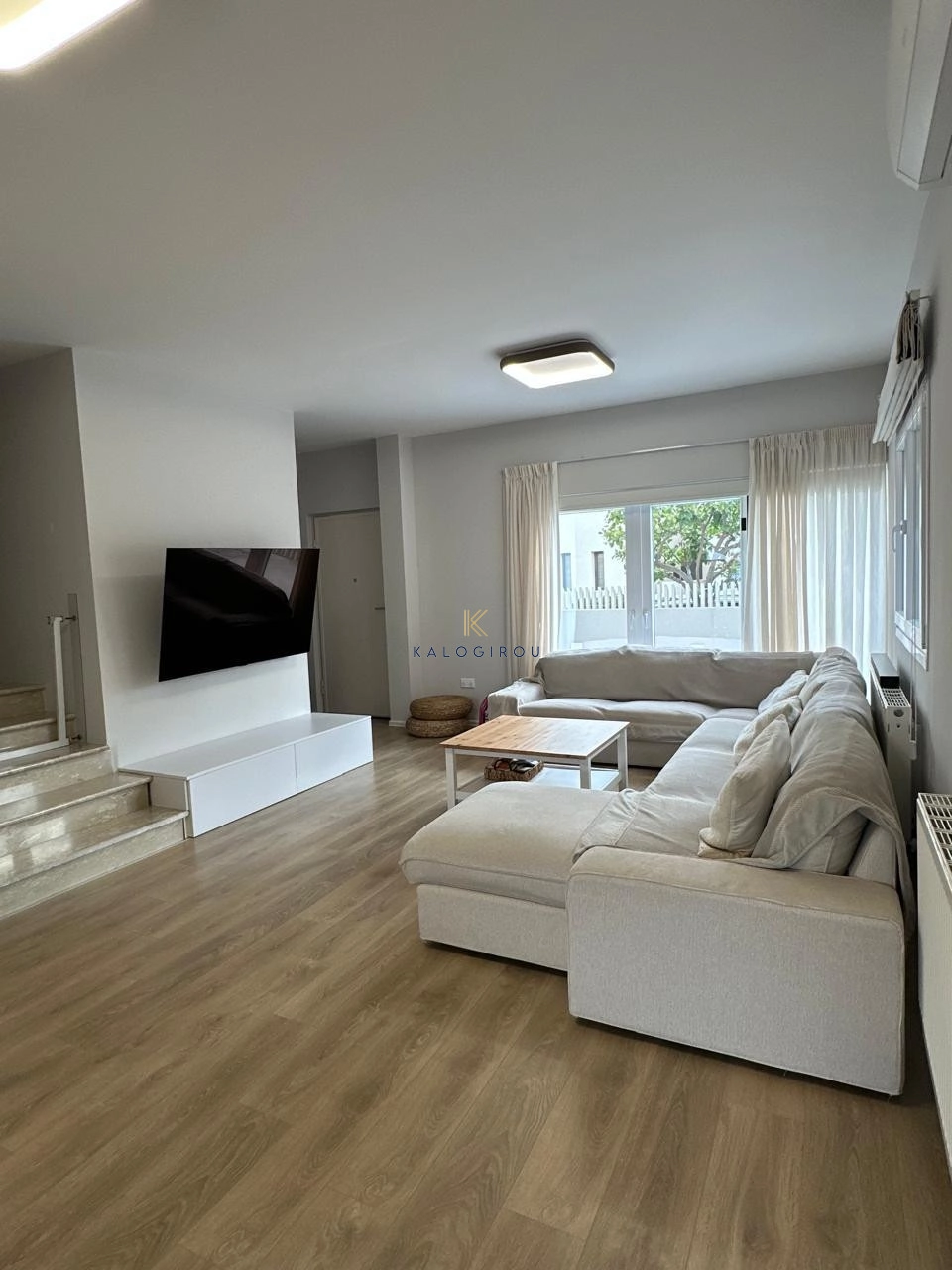 4 Bedroom House for Sale in Aradippou, Larnaca District