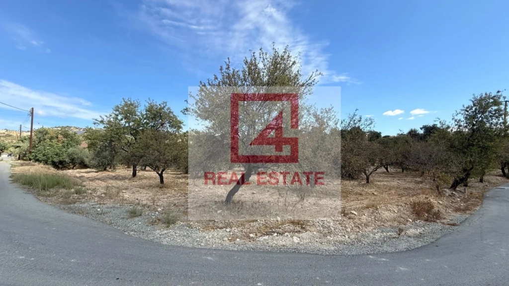 10,177m² Plot for Sale in Apesia, Limassol District
