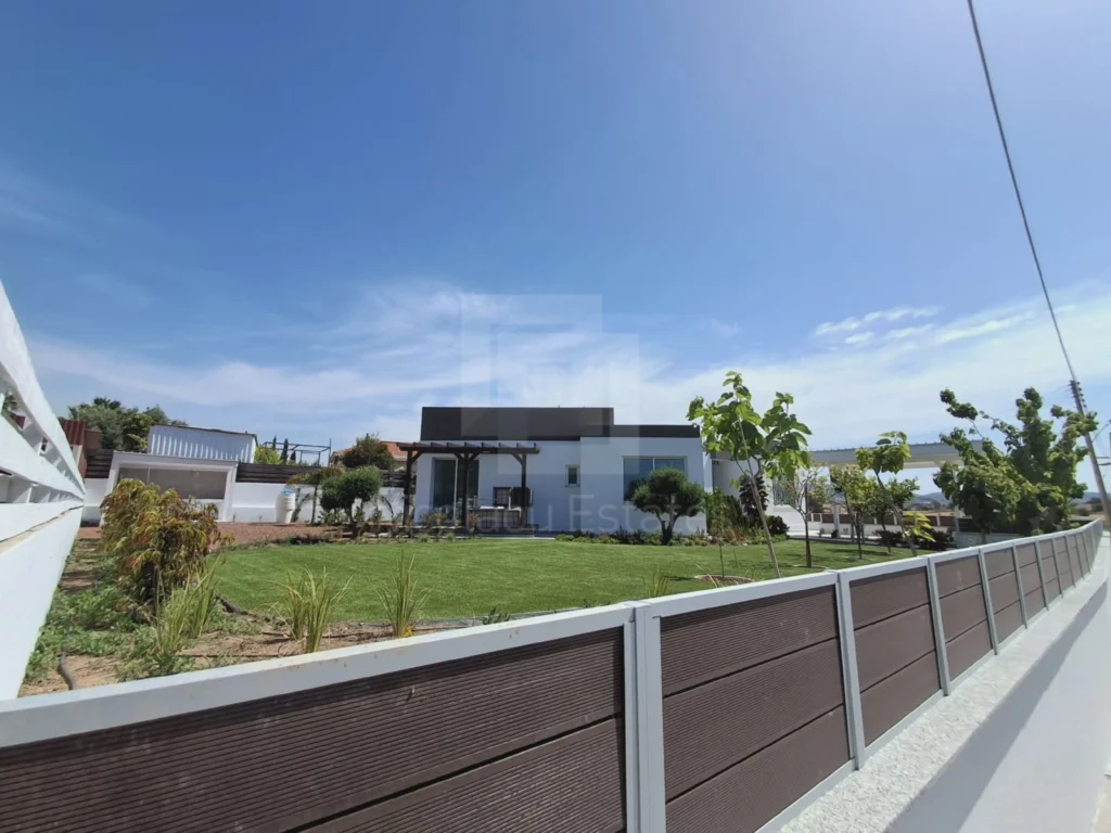 3 Bedroom House for Rent in Moni, Limassol District