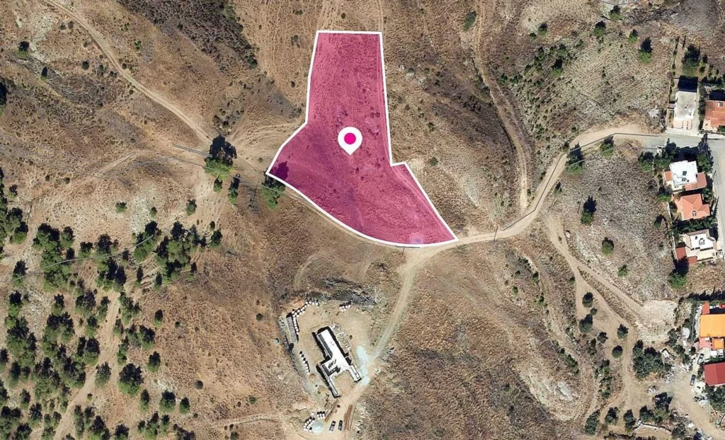 4,946m² Plot for Sale in Mathiatis, Nicosia District
