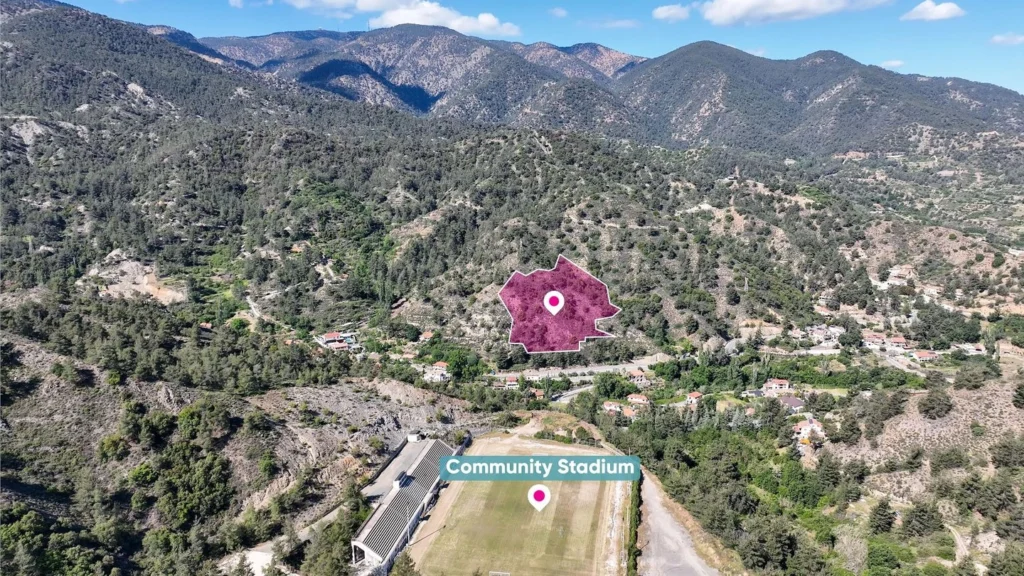 13,406m² Plot for Sale in Kakopetria, Nicosia District