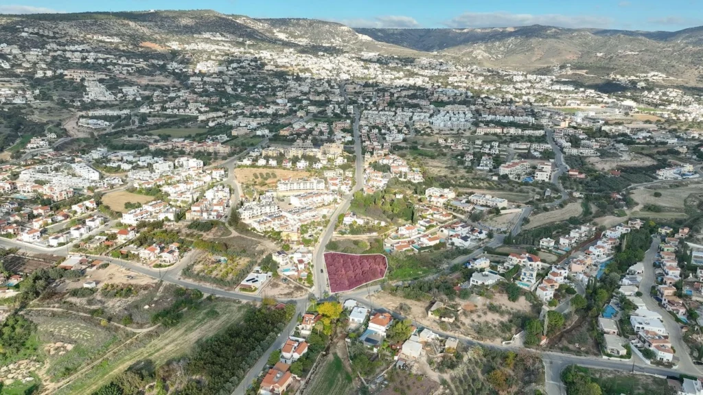 2,630m² Plot for Sale in Peyia, Paphos District