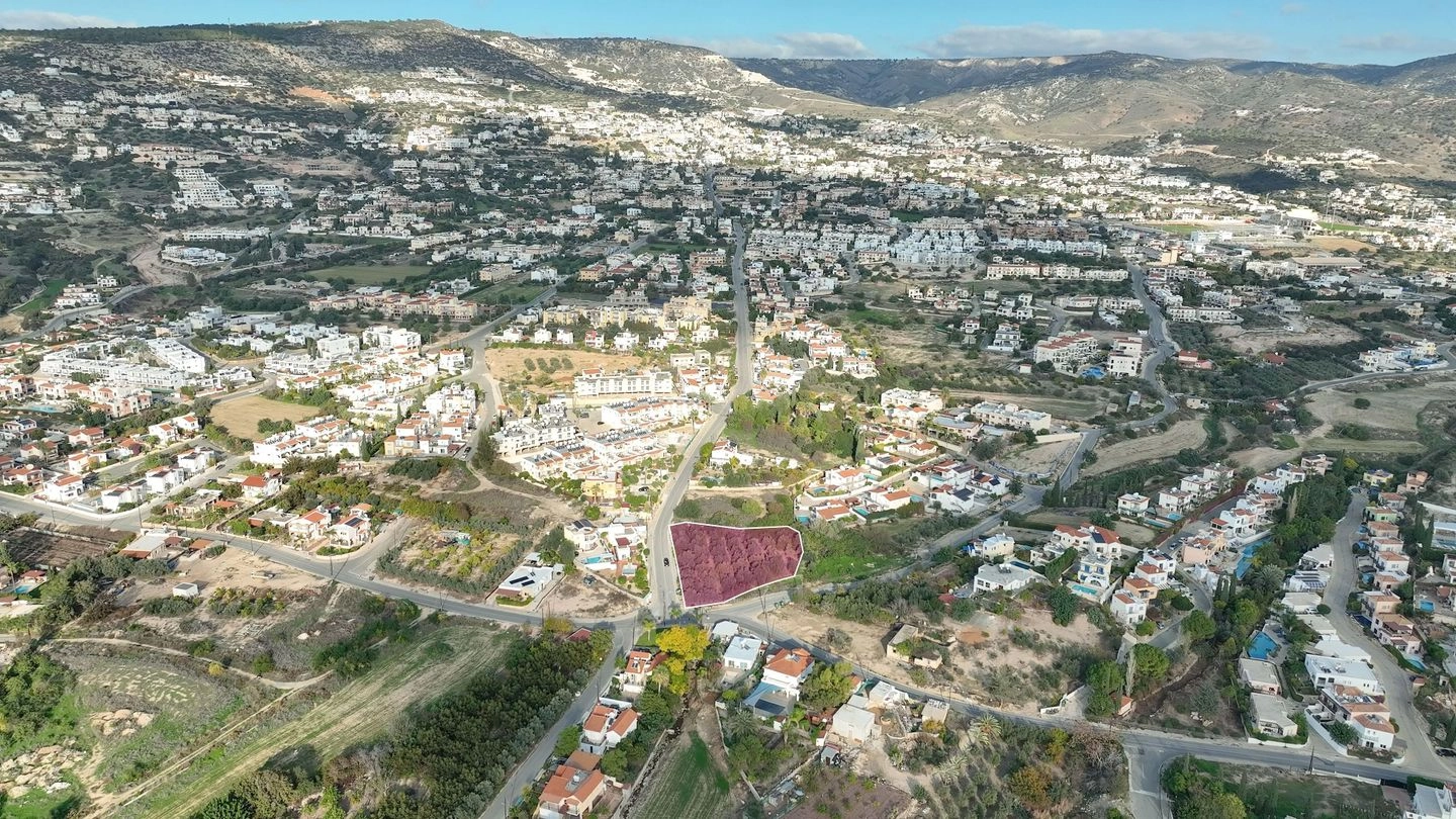 2,630m² Plot for Sale in Peyia, Paphos District