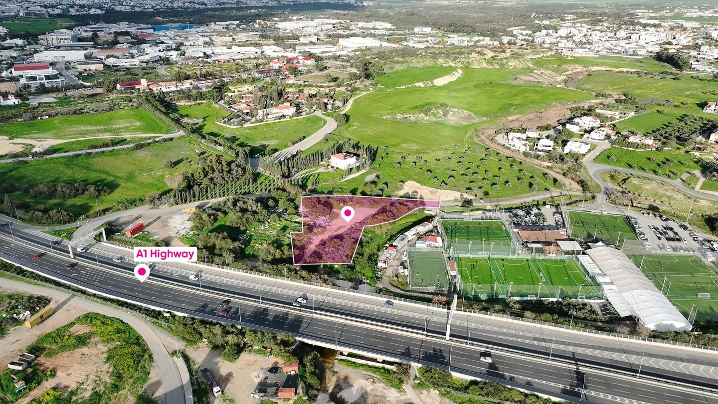 6,550m² Plot for Sale in Strovolos, Nicosia District