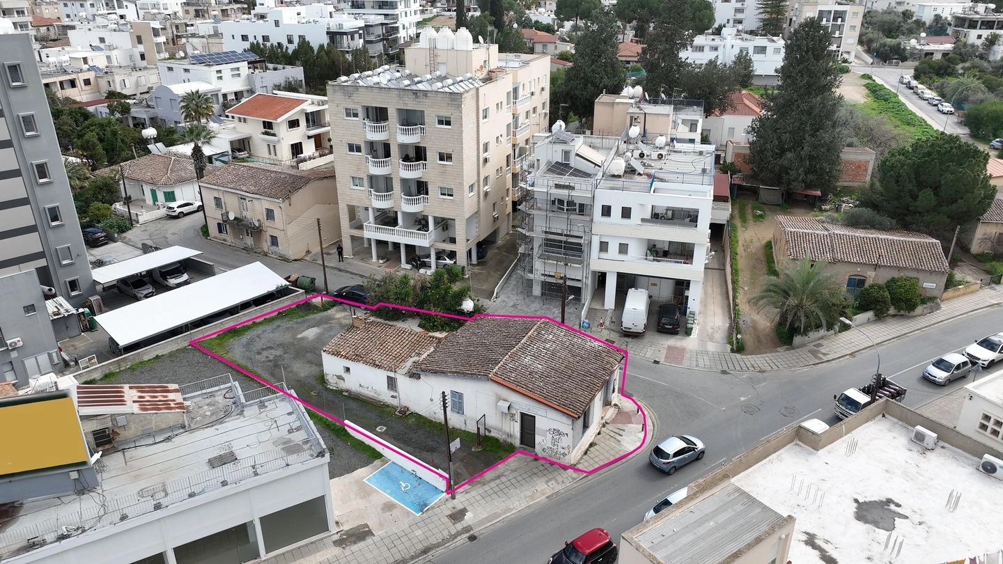 336m² Plot for Sale in Strovolos, Nicosia District