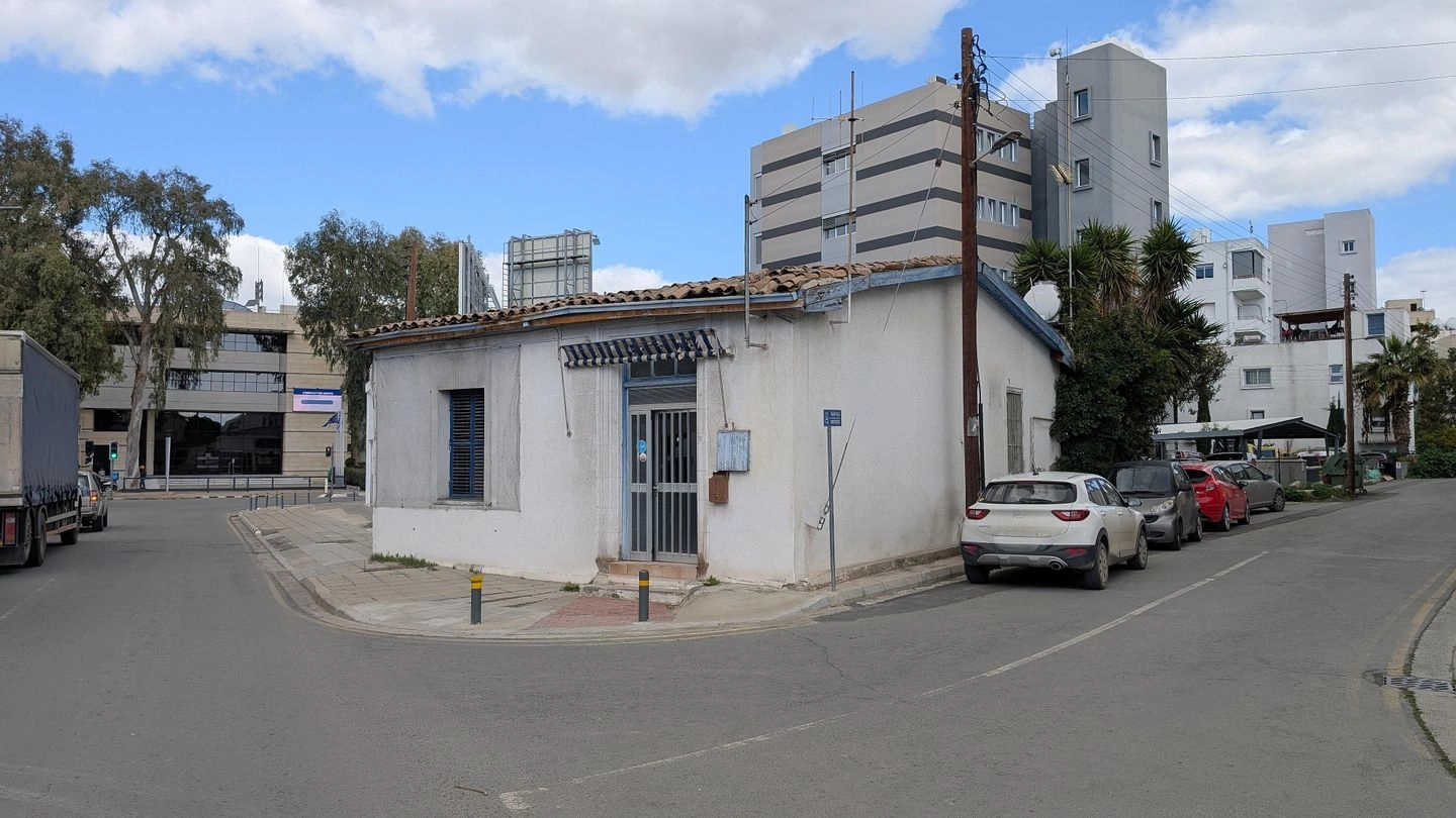 336m² Plot for Sale in Strovolos, Nicosia District