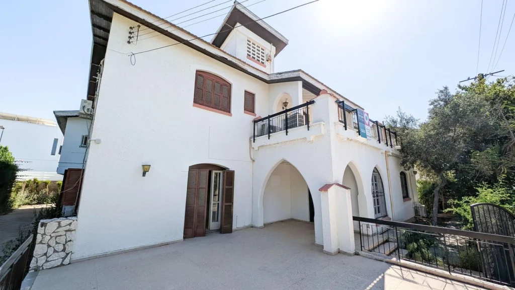 242m² House for Sale in Nicosia – Agios Andreas