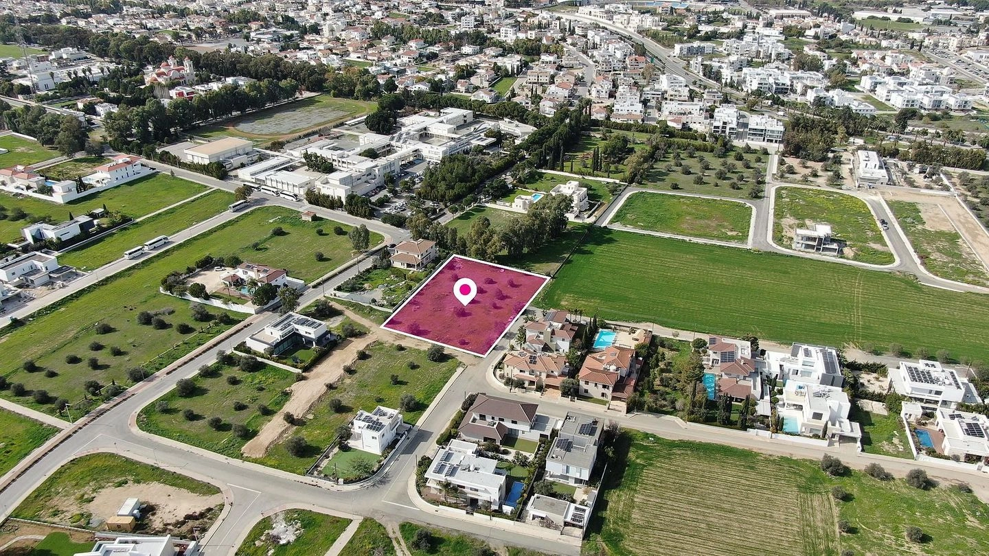 1,279m² Plot for Sale in Strovolos, Nicosia District