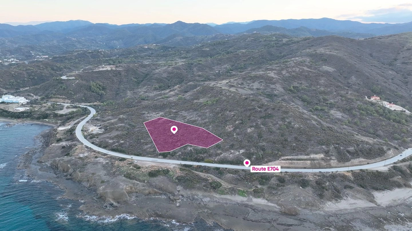 6,510m² Plot for Sale in Pigenia, Nicosia District