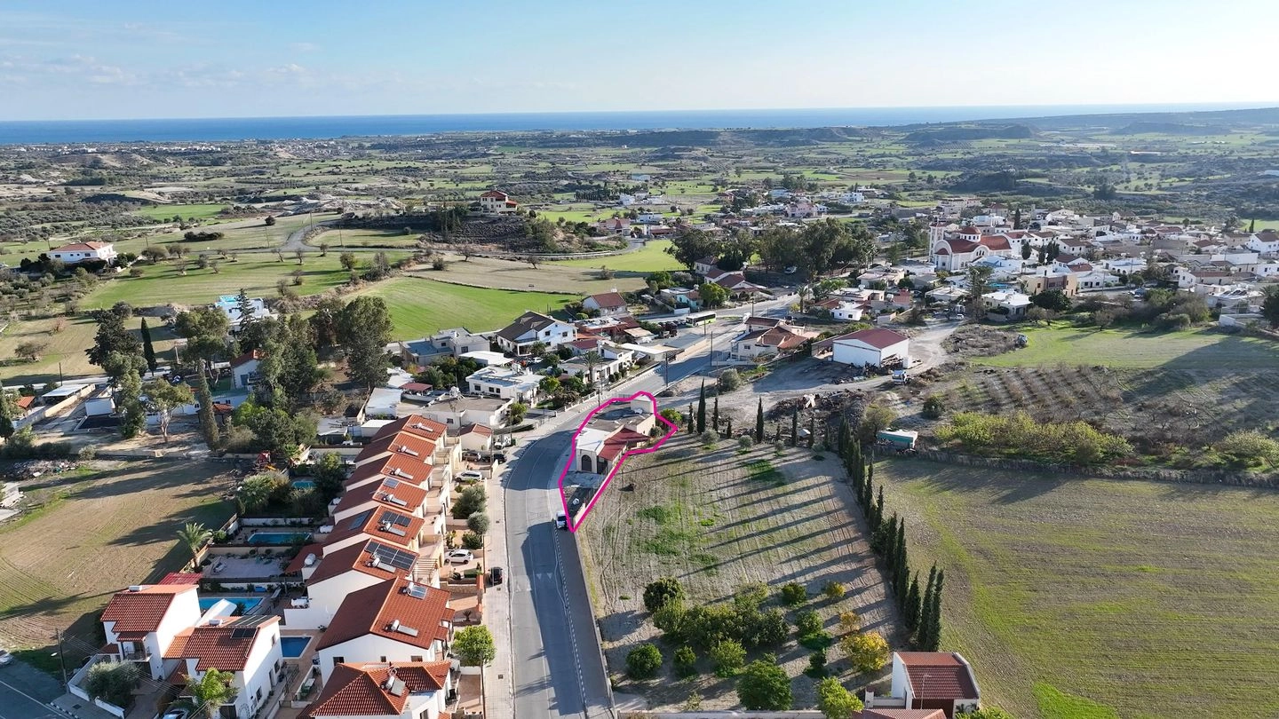 200m² Commercial for Sale in Anafotida, Larnaca District