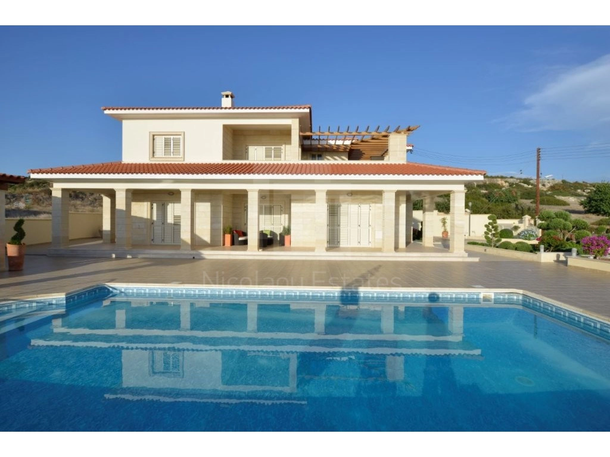 4 Bedroom House for Sale in Peyia, Paphos District