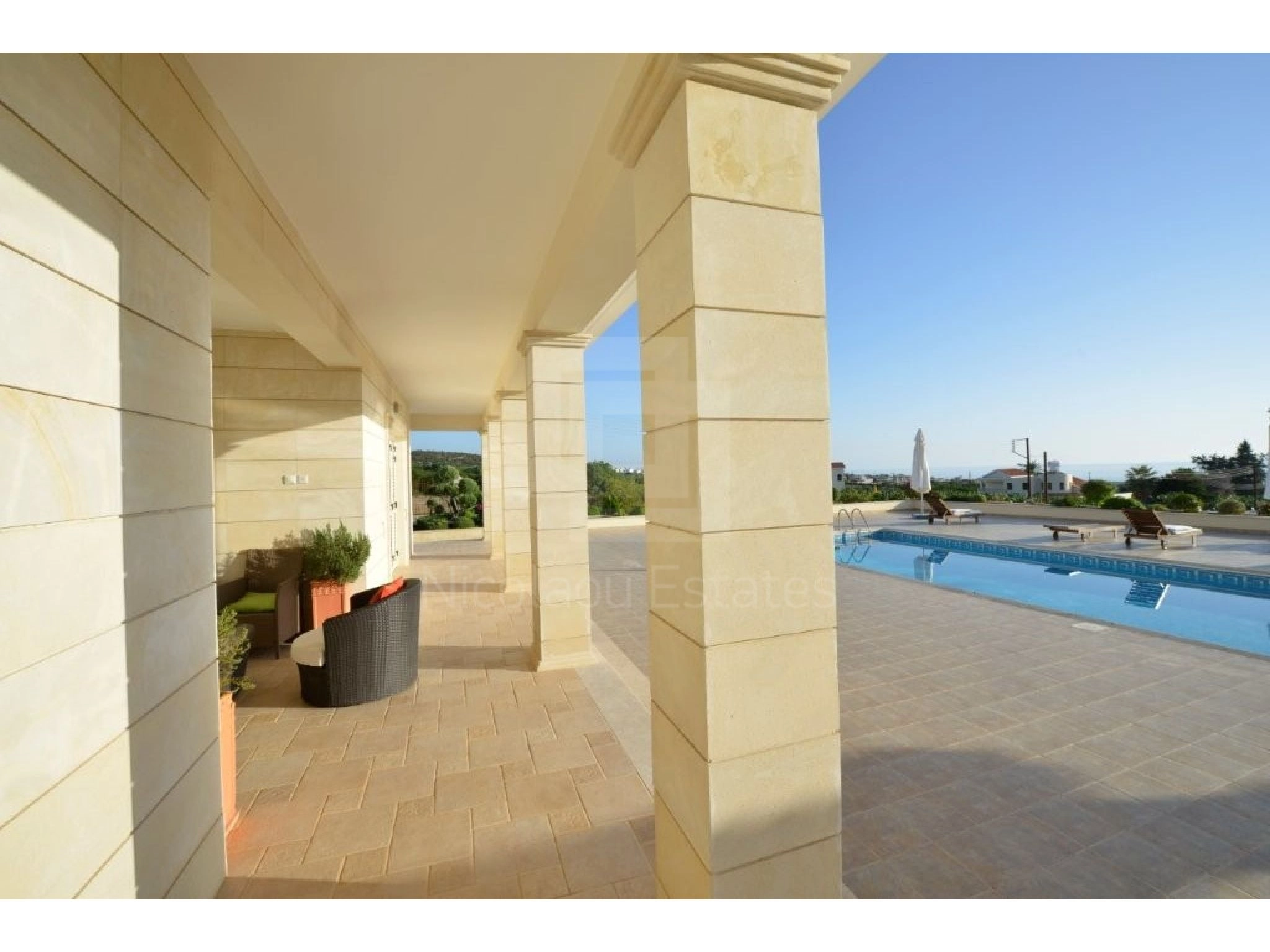 4 Bedroom House for Sale in Peyia, Paphos District