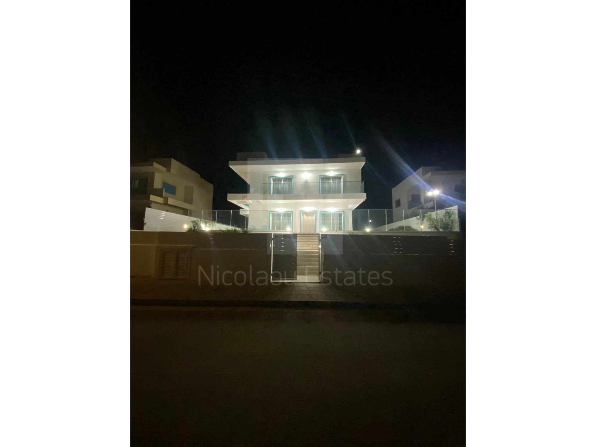 4 Bedroom House for Sale in Paphos – Agios Theodoros, Larnaca District