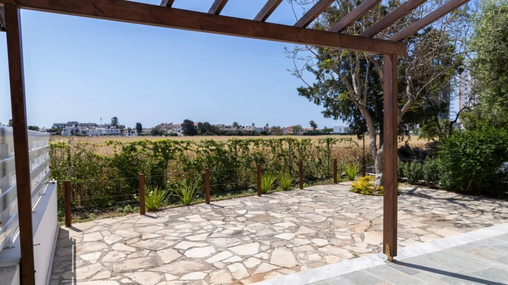 2 Bedroom Apartment for Sale in Kato Paphos