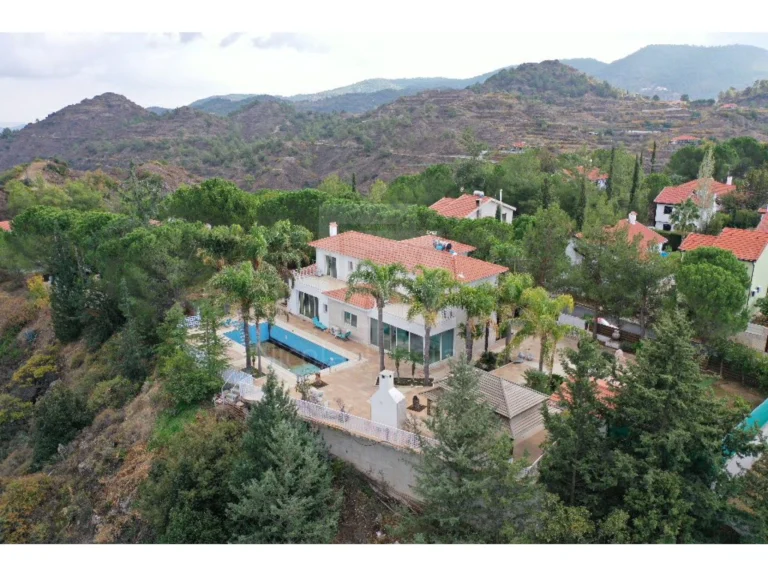 5 Bedroom House for Rent in Kalo Chorio Lemesou, Limassol District