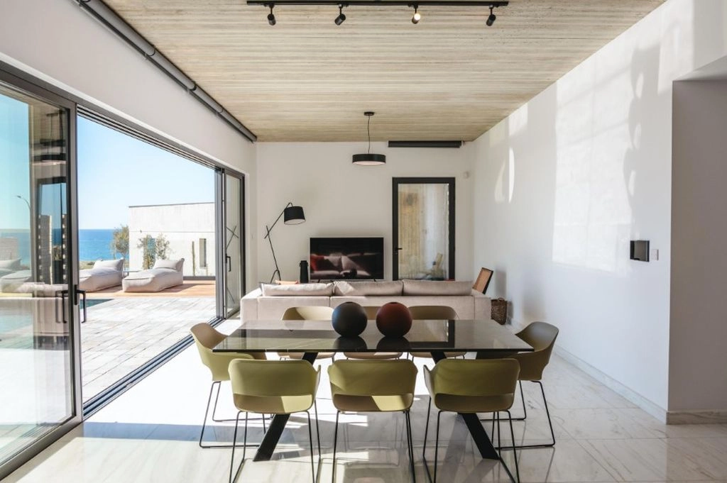 4 Bedroom House for Sale in Peyia, Paphos District