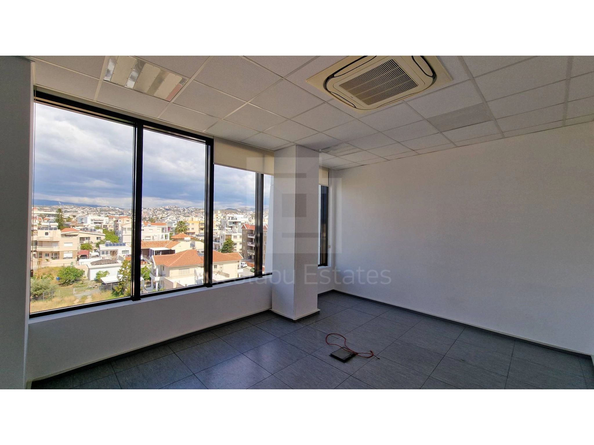 340m² Office for Rent in Limassol – Kapsalos