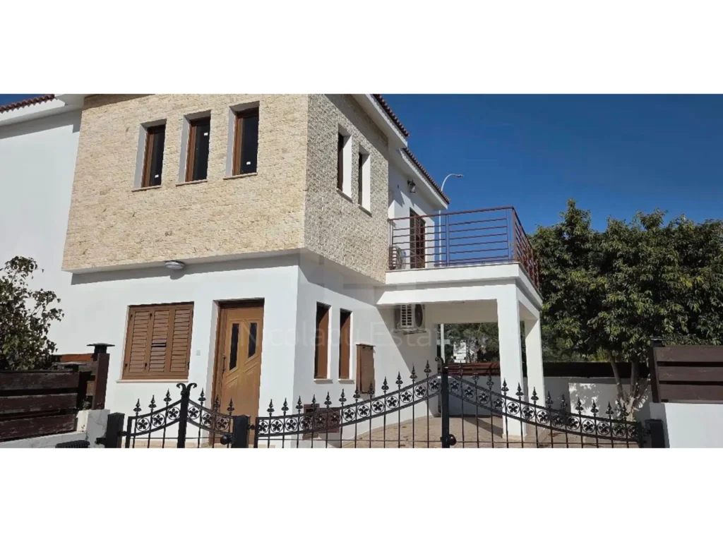 4 Bedroom House for Sale in Pyla, Larnaca District