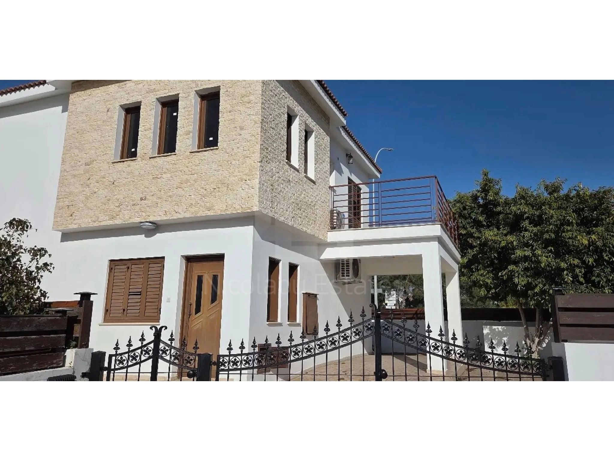 4 Bedroom House for Sale in Pyla, Larnaca District