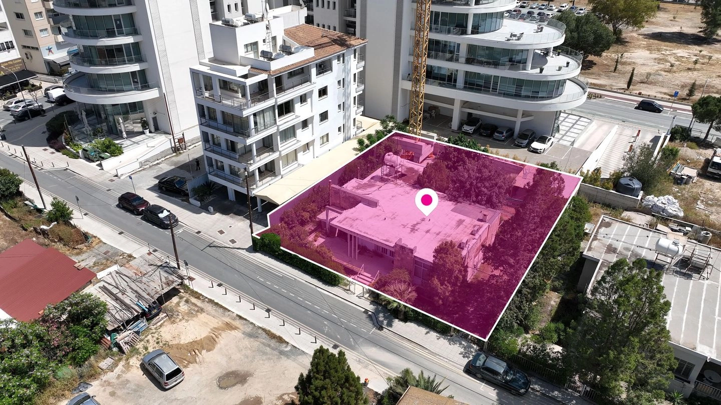 692m² Plot for Sale in Nicosia – Agios Antonios