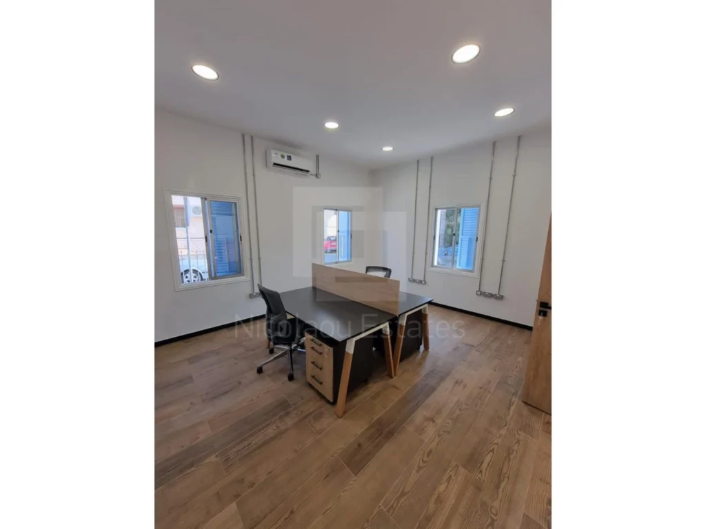 140m² Office for Rent in Limassol District