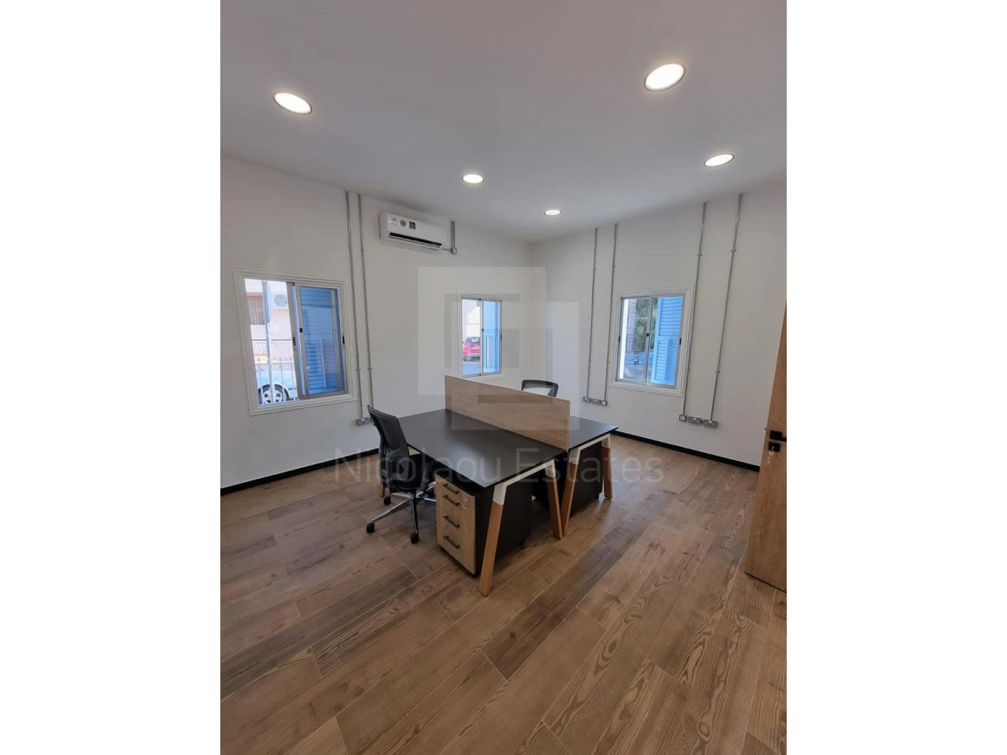 140m² Office for Rent in Limassol District
