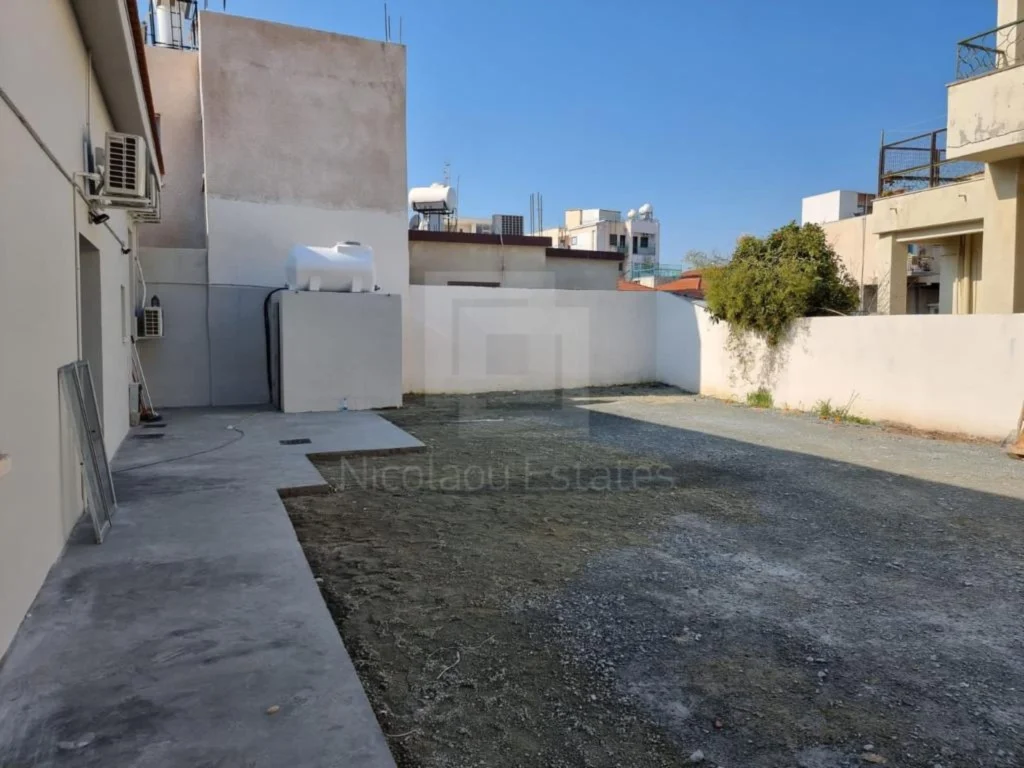 140m² Office for Rent in Limassol District