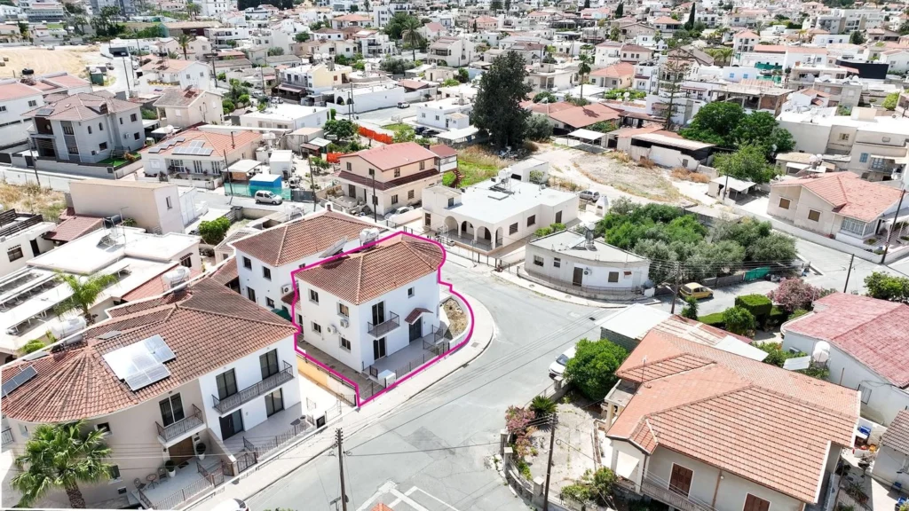 3 Bedroom House for Sale in Aradippou, Larnaca District
