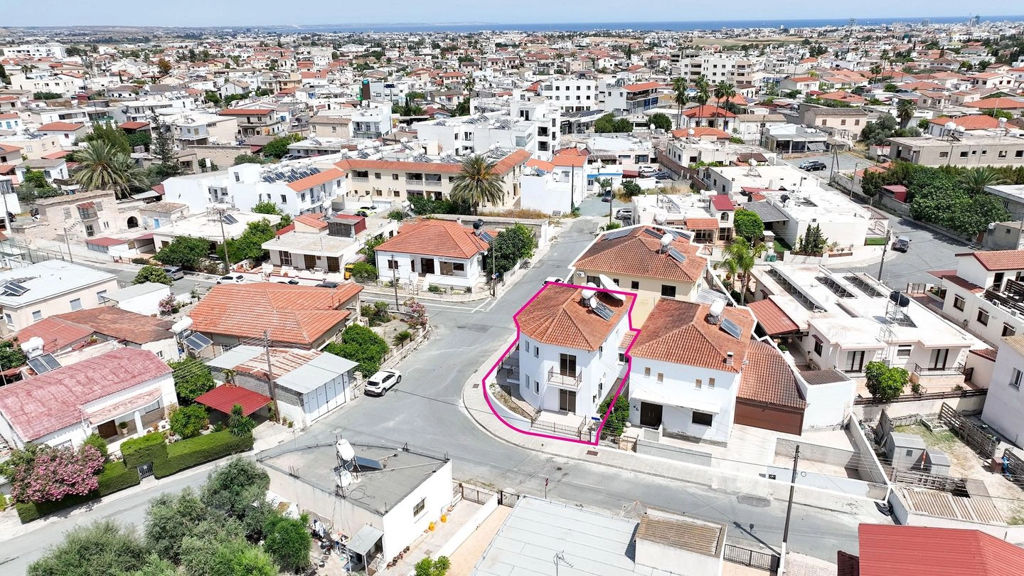 3 Bedroom House for Sale in Aradippou, Larnaca District