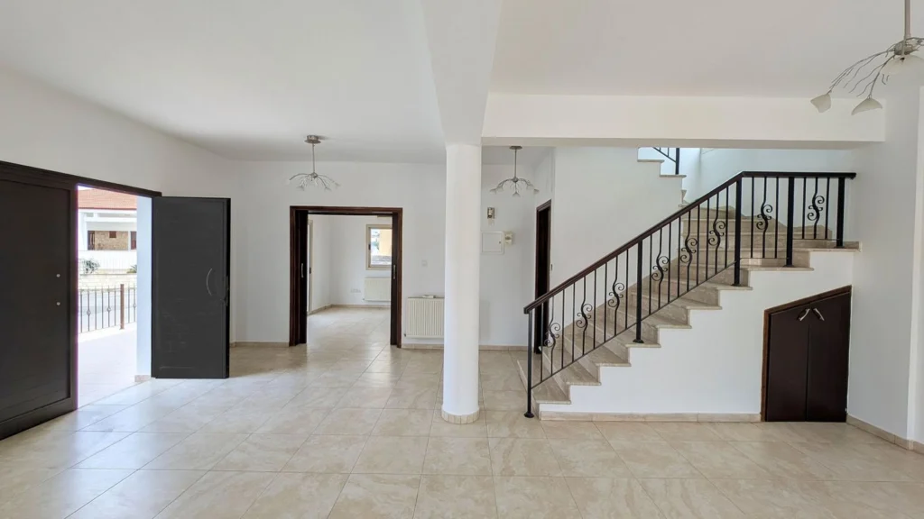 3 Bedroom House for Sale in Aradippou, Larnaca District