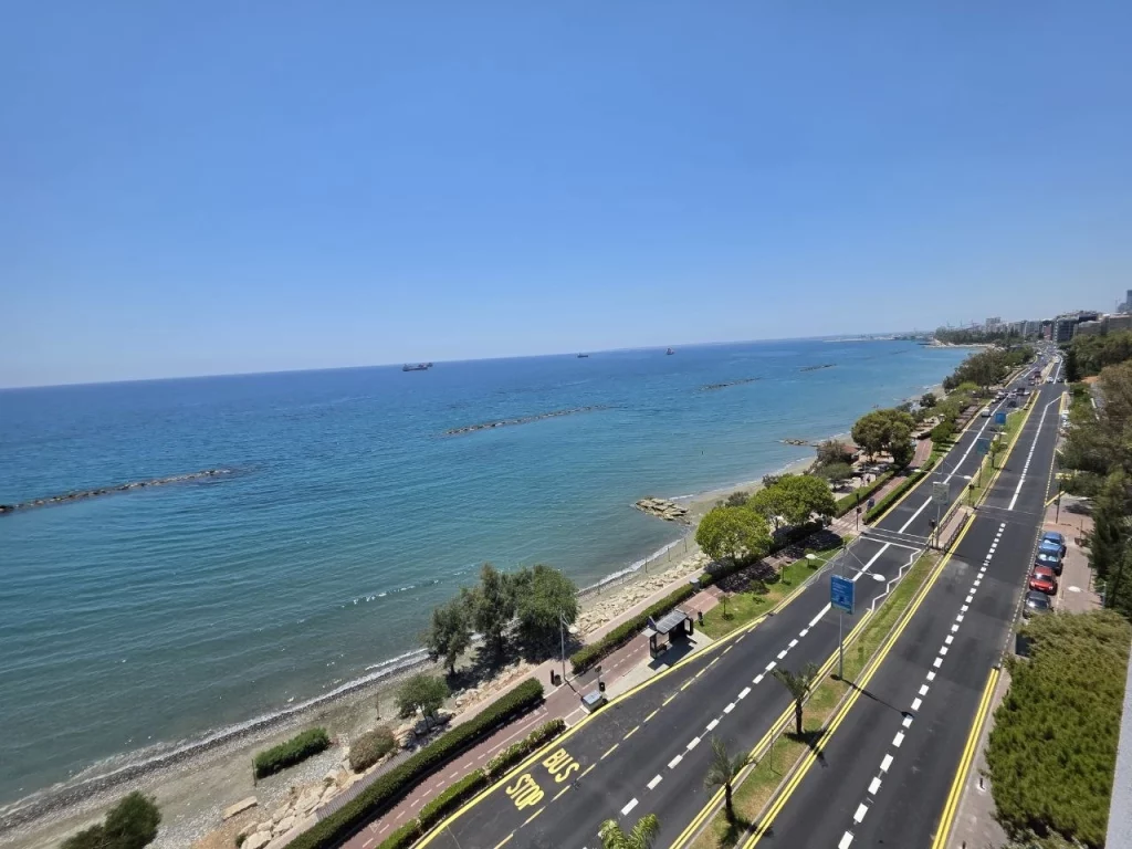 120m² Office for Rent in Limassol – Neapolis