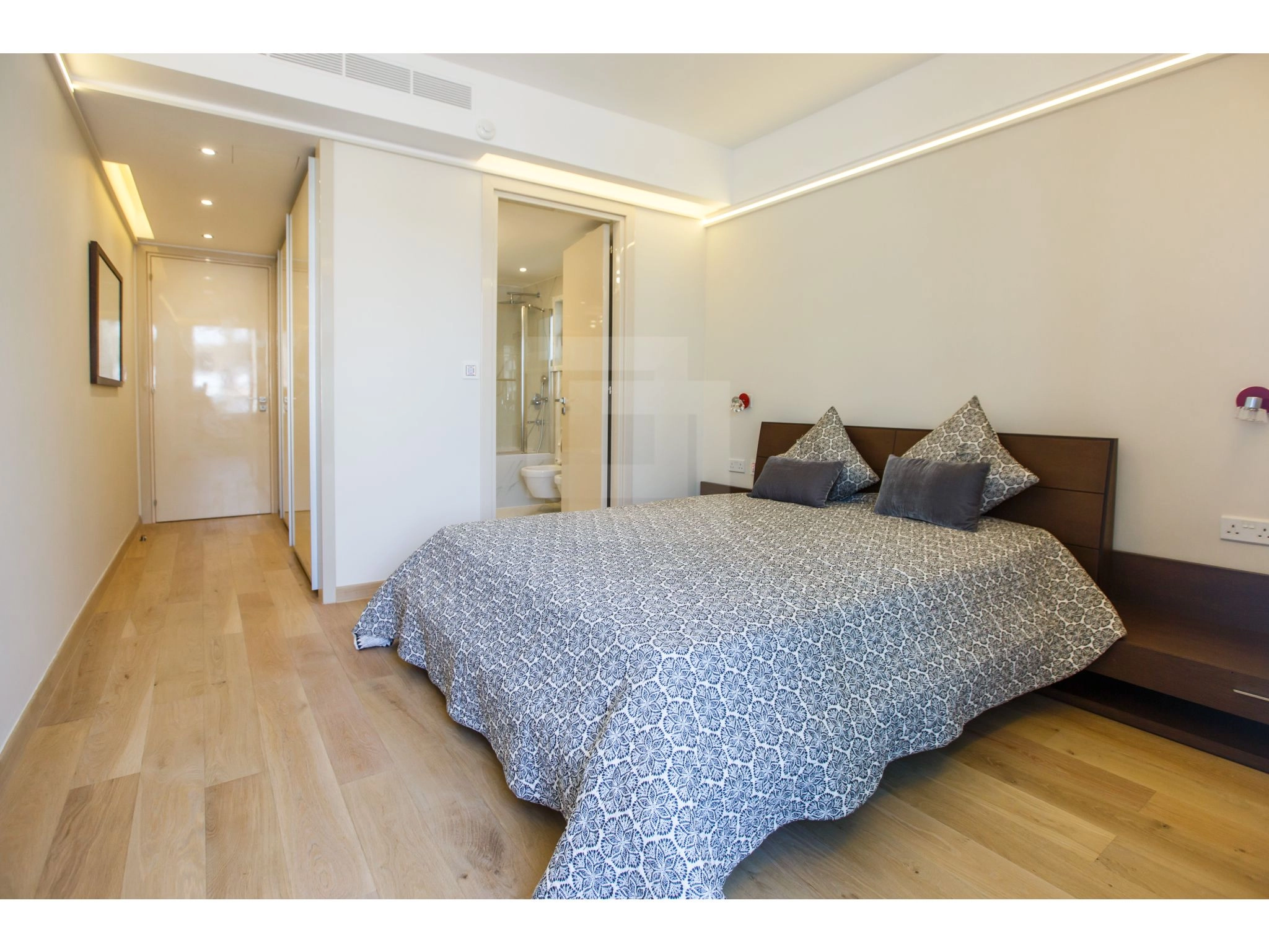 3 Bedroom Apartment for Rent in Limassol District