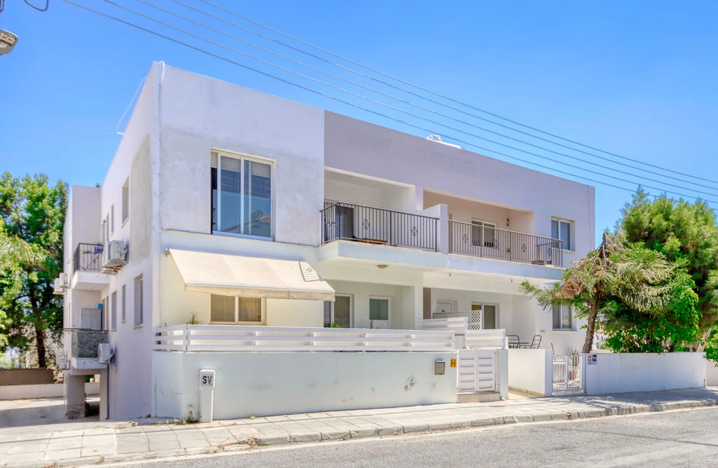 2 Bedroom Apartment for Sale in Aradippou, Larnaca District