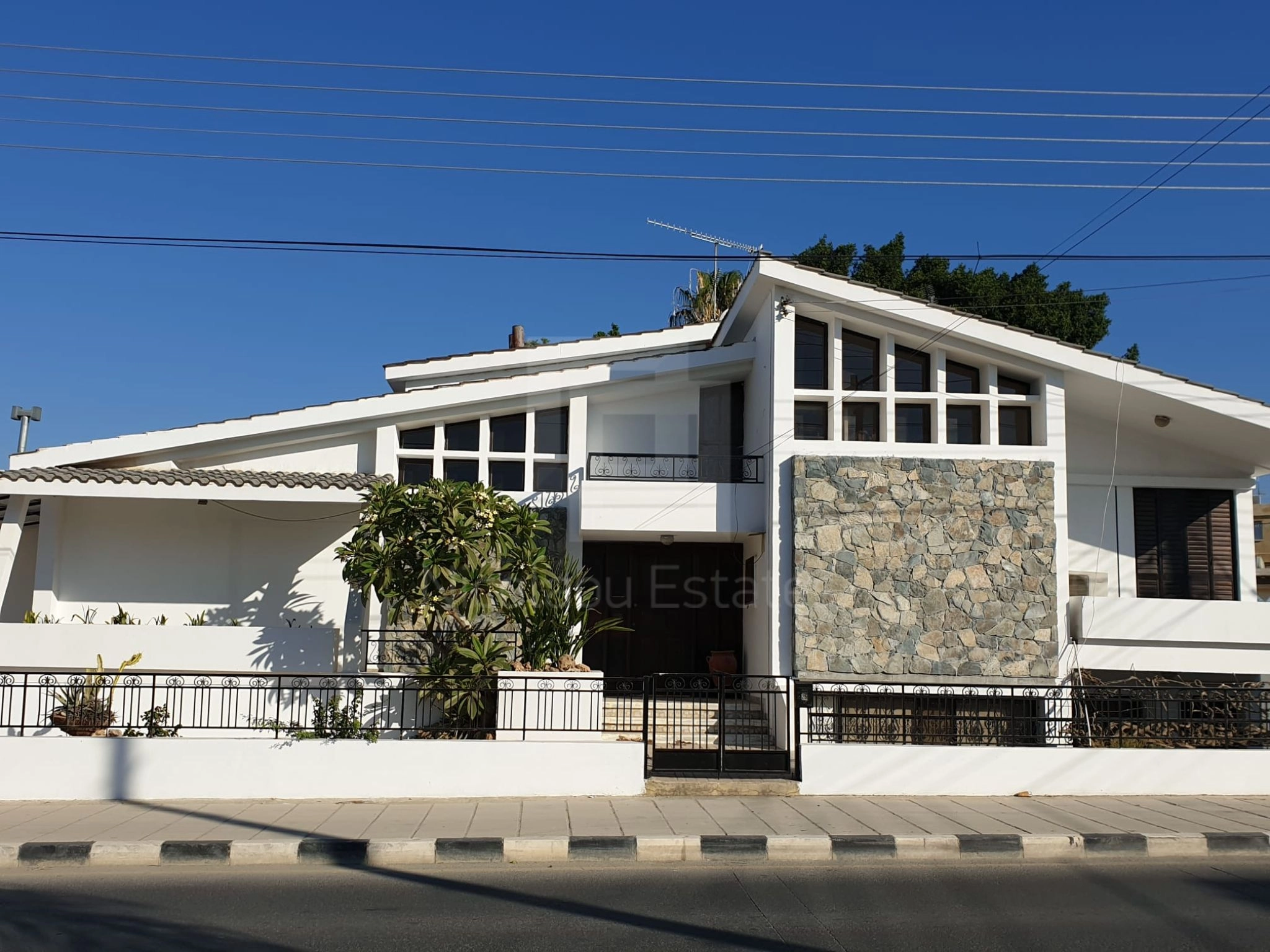 3 Bedroom House for Rent in Ypsonas, Limassol District