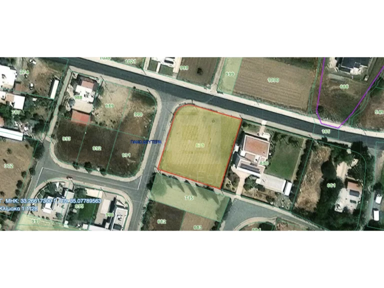 1,940m² Plot for Sale in Pano Deftera, Nicosia District