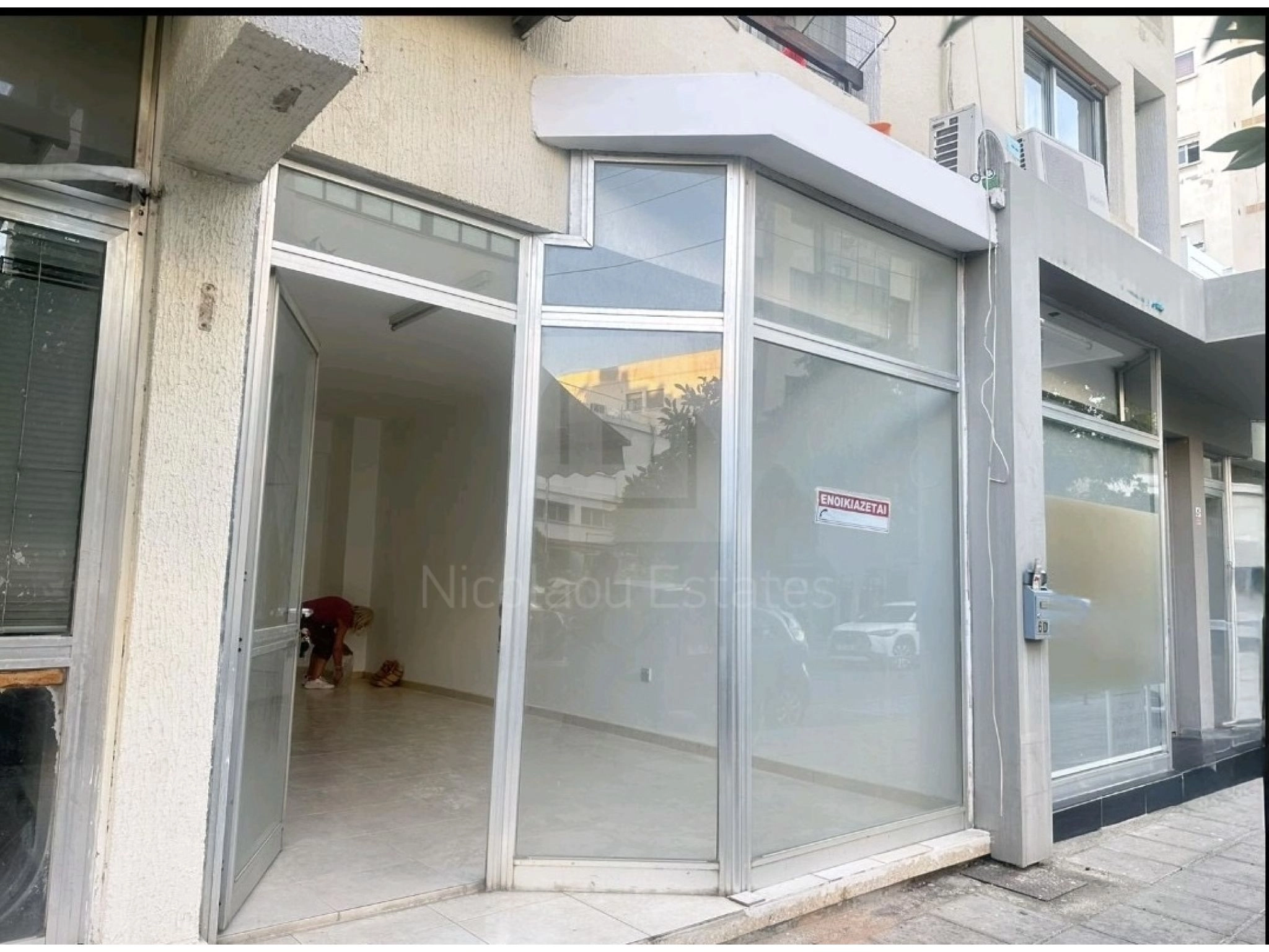 30m² Commercial for Rent in Agioi Omologites, Nicosia District