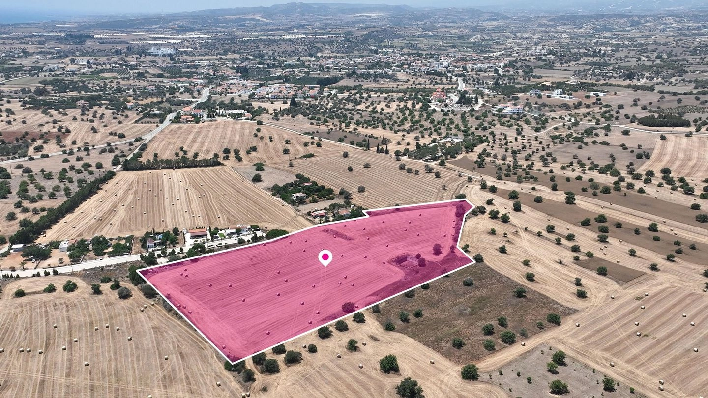 29,767m² Plot for Sale in Mazotos, Larnaca District