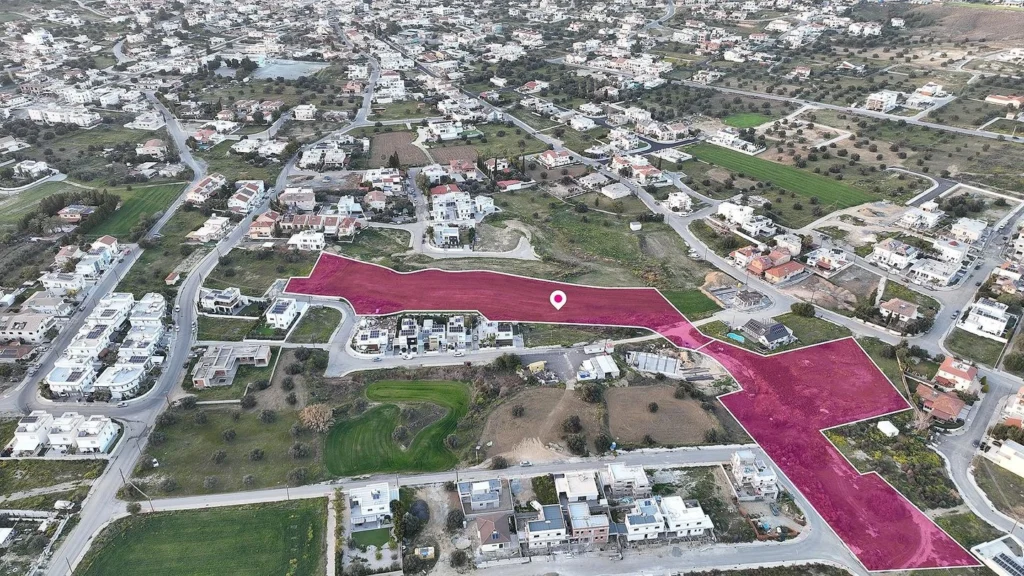 17,040m² Plot for Sale in Tseri, Nicosia District