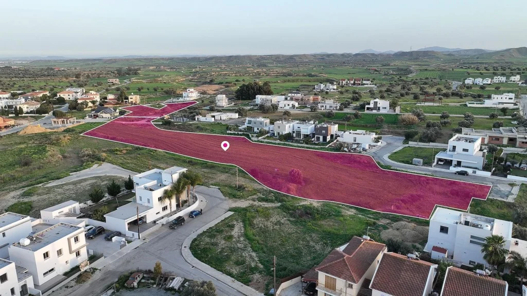 17,040m² Plot for Sale in Tseri, Nicosia District