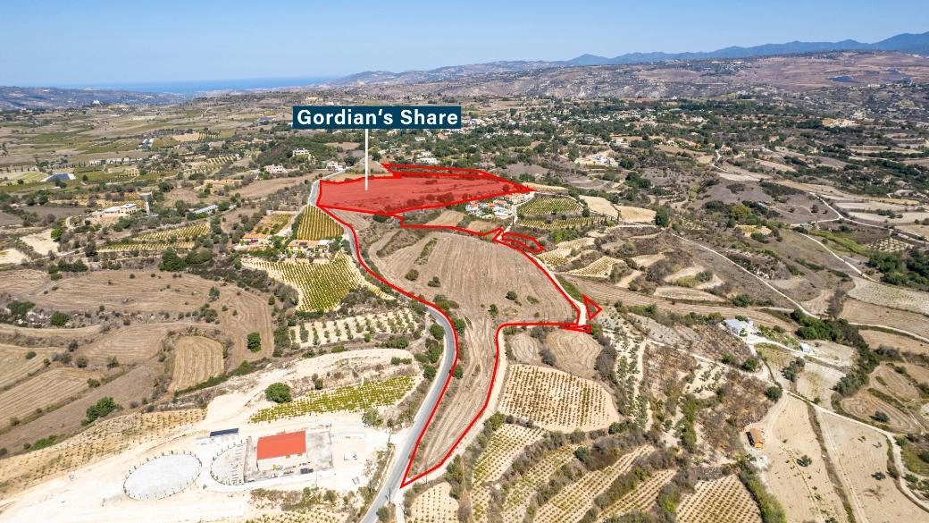 58,730m² Plot for Sale in Polemi, Paphos District