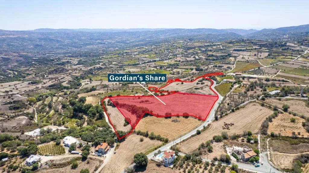 58,730m² Plot for Sale in Polemi, Paphos District