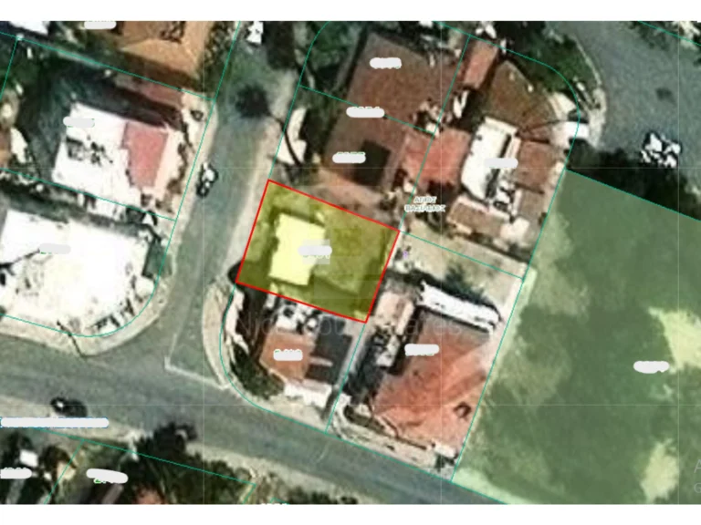 243m² Plot for Sale in Strovolos, Nicosia District