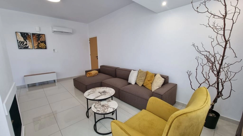 2 Bedroom Apartment for Sale in Paphos – Universal
