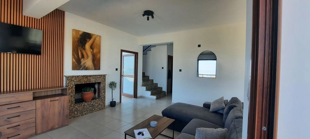 4 Bedroom House for Sale in Tsada, Paphos District